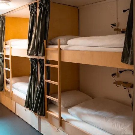 Bogentrakt Hostel *